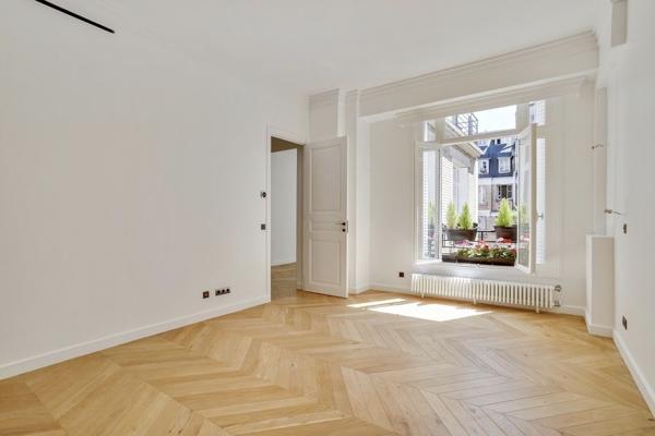Vente Appartement de luxe Paris 7 8 Pièces 328 m²
