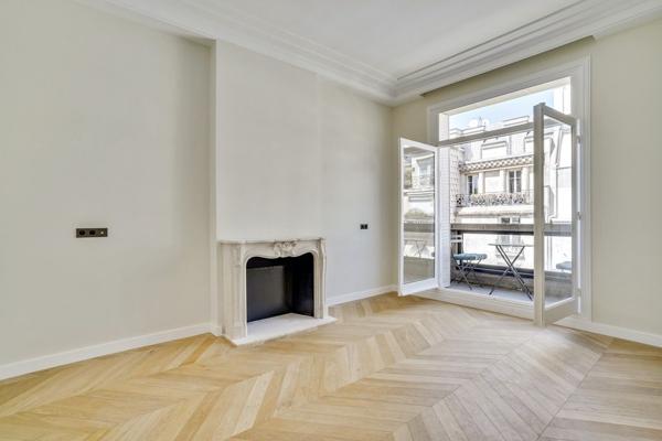 Vente Appartement de luxe Paris 7 8 Pièces 328 m²