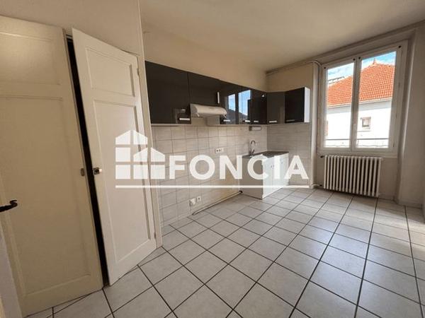 Location Appartement 4 pièces 99.81 m² - 54 AVENUE JEAN JAURES Gap 05000