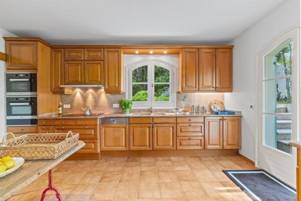 Vente Maison provençale de luxe Menton 7 Pièces 300 m²