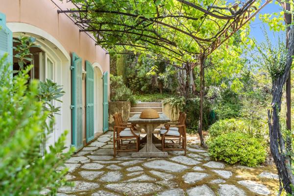 Vente Maison provençale de luxe Menton 7 Pièces 300 m²