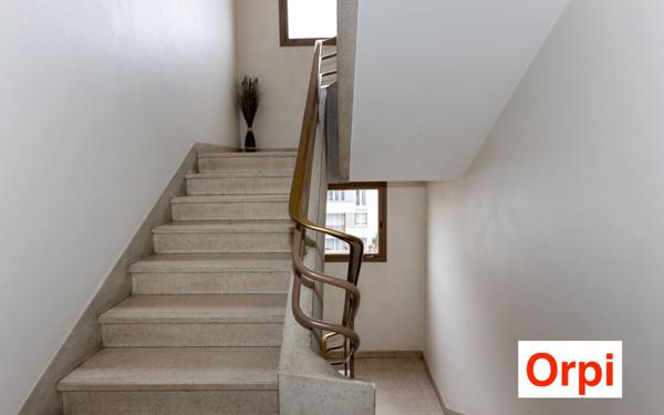 Appartement à vendre    4 pièces • 80 m2 Le Raincy