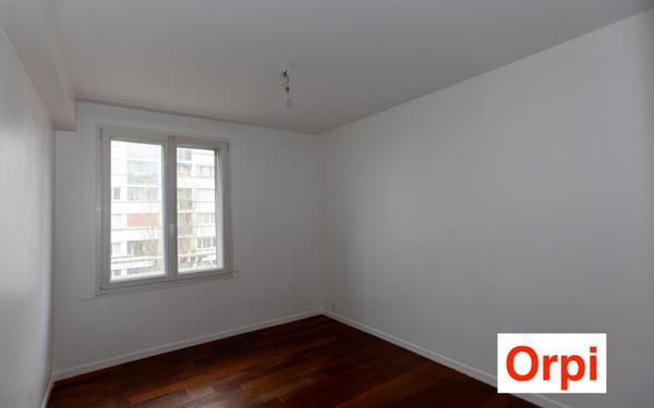 Appartement à vendre    4 pièces • 80 m2 Le Raincy
