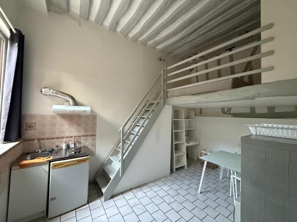 Vente / Studio meublé