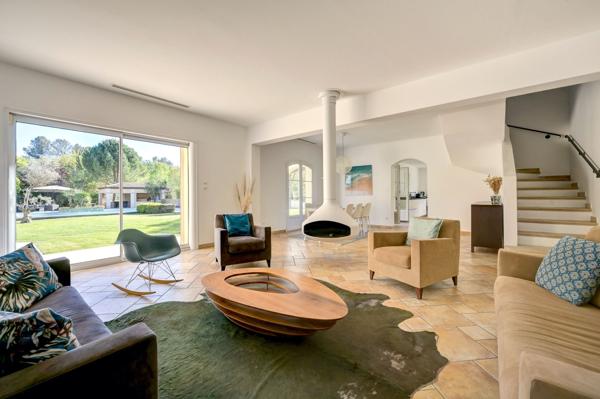 Vente Maison de luxe Aix-en-Provence 8 Pièces 290 m²