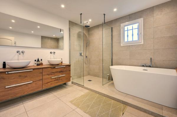 Vente Maison de luxe Aix-en-Provence 8 Pièces 290 m²