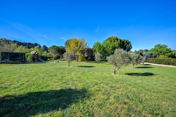 Vente Maison de luxe Aix-en-Provence 8 Pièces 290 m²