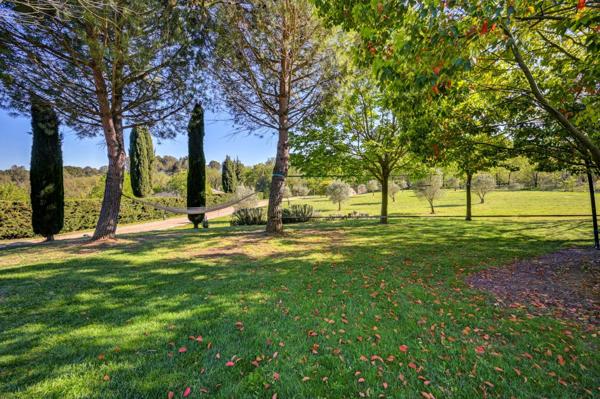 Vente Maison de luxe Aix-en-Provence 8 Pièces 290 m²
