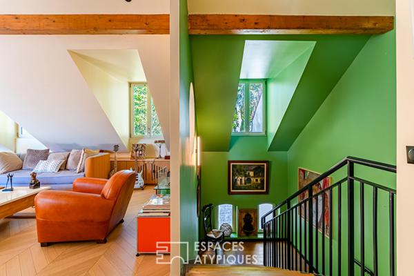 Lumineux duplex avec terrasse, dans sa demeure historique réhabilitée