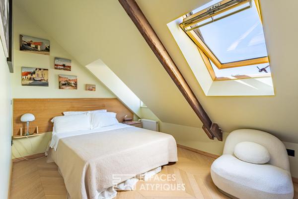 Lumineux duplex avec terrasse, dans sa demeure historique réhabilitée