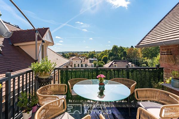 Lumineux duplex avec terrasse, dans sa demeure historique réhabilitée