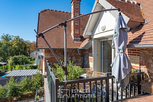 Lumineux duplex avec terrasse, dans sa demeure historique réhabilitée