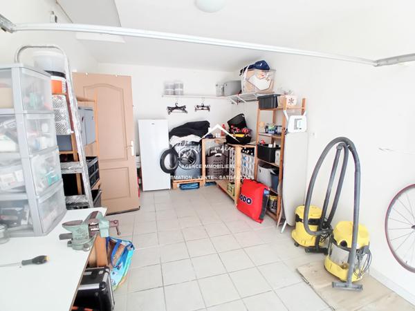 Vue sur la campagne, (zone non constructible), dans un hameau