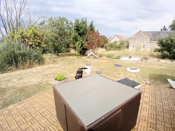 Vue sur la campagne, (zone non constructible), dans un hameau