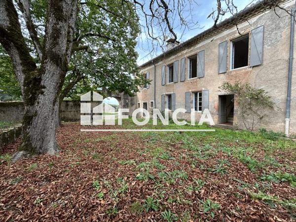 Location Maison 8 pièces 290.4 m² - Sieurac 81120