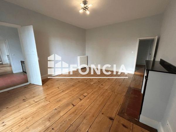 Location Maison 8 pièces 290.4 m² - Sieurac 81120
