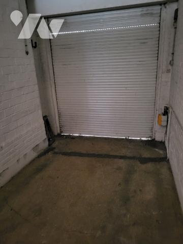 A vendre maison de ville de 1960 semi mitoyenne construite en briques située à Arras