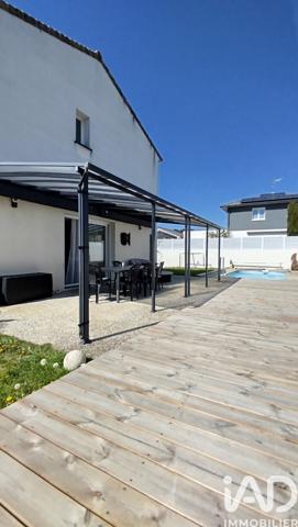 Maison à vendre 5 pièces 95 m² Le Taillan-Médoc