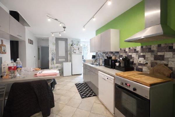 Maison spacieuse au cœur du village