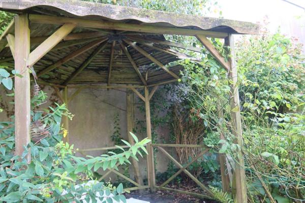 Maison à vendre à Landivisiau dans le Finistère (29400), ref : 4102