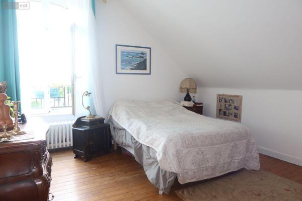 Maison à vendre à Landivisiau dans le Finistère (29400), ref : 4102