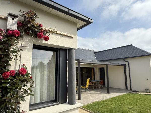 Maison à vendre à Pléneuf-Val-André dans les Côtes-d'Armor (22370), ref : 025/2579   
Bourg