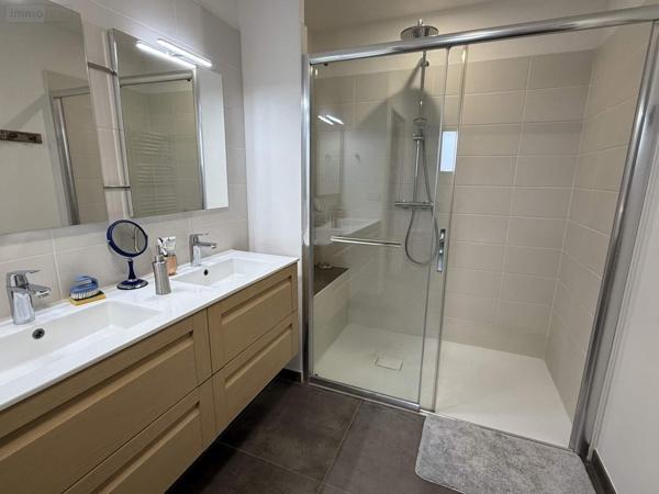 Maison à vendre à Pléneuf-Val-André dans les Côtes-d'Armor (22370), ref : 025/2579   
Bourg