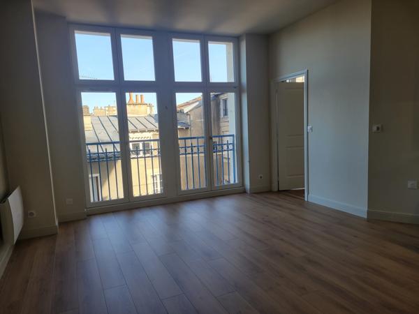 POITIERS Centre ville PlateauT2 de 48.26 m² m² avec ascenseur