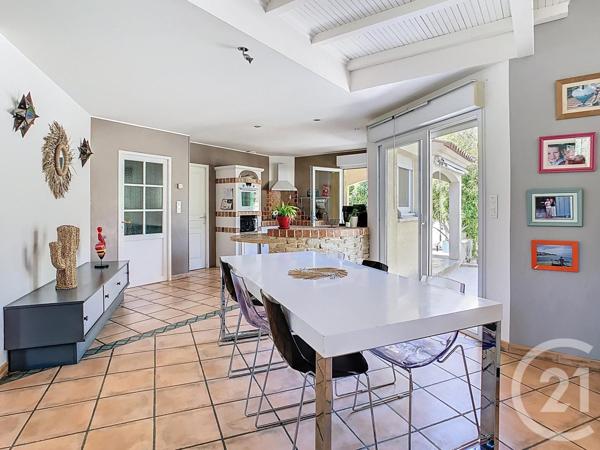 Maison à vendre  4 pièces - 131,90 m2 ST MATHIEU DE TREVIERS - 34