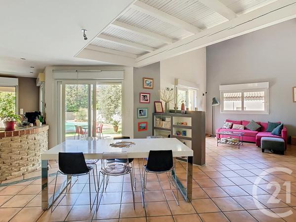 Maison à vendre  4 pièces - 131,90 m2 ST MATHIEU DE TREVIERS - 34