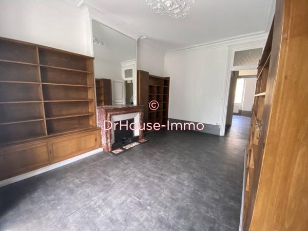 Bureau à louer 4 pièces de 84 m²