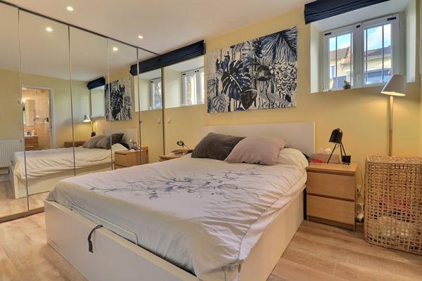 Magnifique maison familiale individuelle de charme et de choc, 3 chambres, 2 salles de bains, sous-sol, jardin Maisons Laffitte !