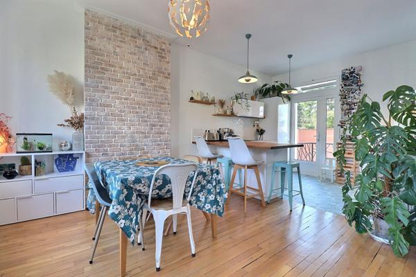 Magnifique maison familiale individuelle de charme et de choc, 3 chambres, 2 salles de bains, sous-sol, jardin Maisons Laffitte !