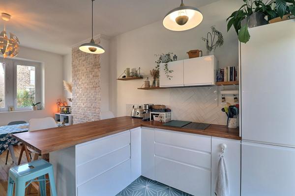 Magnifique maison familiale individuelle de charme et de choc, 3 chambres, 2 salles de bains, sous-sol, jardin Maisons Laffitte !