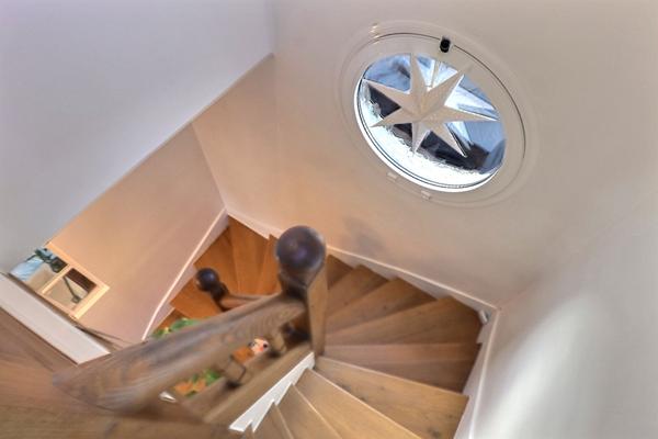 Magnifique maison familiale individuelle de charme et de choc, 3 chambres, 2 salles de bains, sous-sol, jardin Maisons Laffitte !