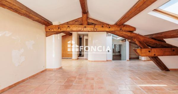 À vendre Appartement 4 pièces 177 m² - Avignon 84000