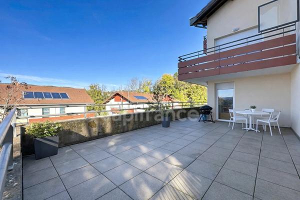 Appartement T3 CRUSEILLES - Terrasse exceptionnelle