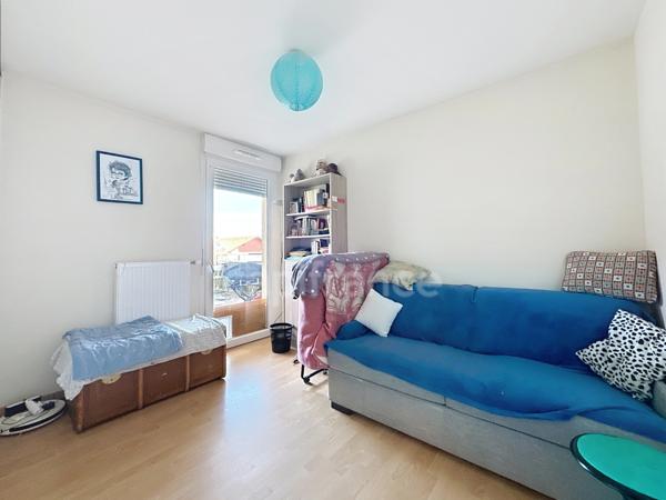 Appartement T3 CRUSEILLES - Terrasse exceptionnelle