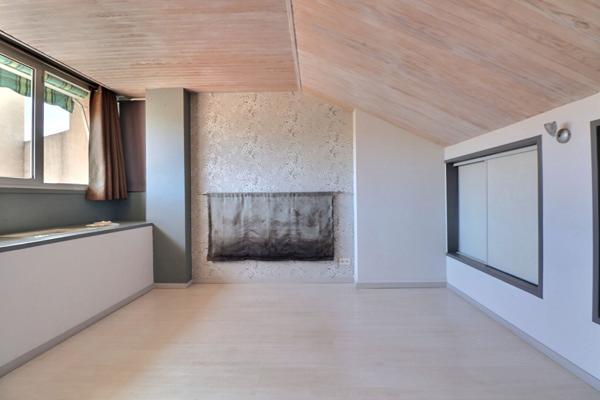 CASTELLANE-13006-APPARTEMENT MARSEILLE 4-5 PIECES-TERRASSES-CAVE-PARKING