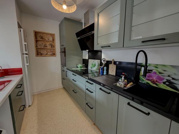 Villeneuve-sur-Lot (47300) Villeneuve sur lot , Appartement T 3 lumineux avec terrasse et garage