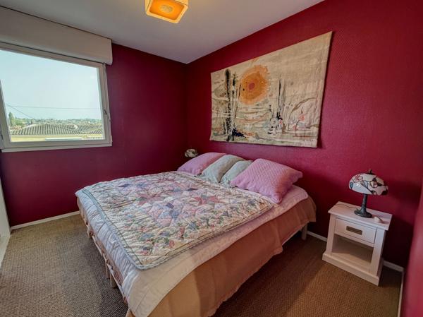 Villeneuve-sur-Lot (47300) Villeneuve sur lot , Appartement T 3 lumineux avec terrasse et garage