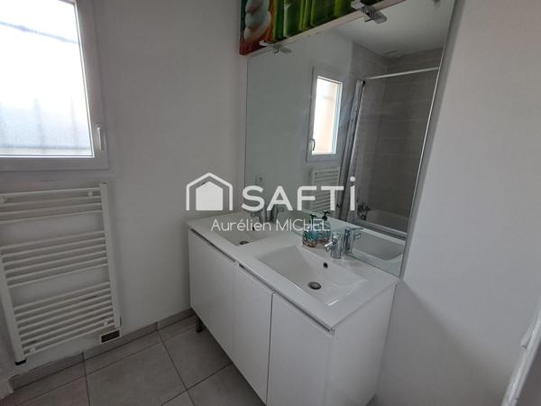 Maison de plain pied avec garage 93 m2 quartier Les Ravinelles