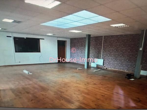 Bureau à vendre de 955 m²
