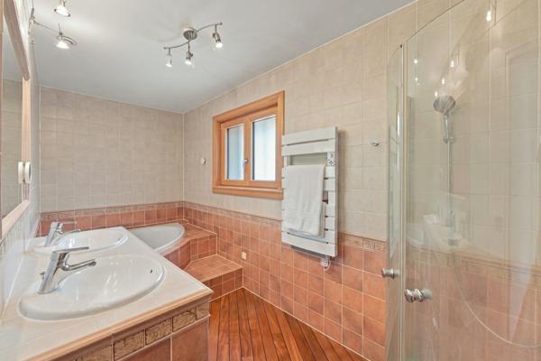 Vente Maison de luxe Chens-sur-Léman 7 Pièces 180 m²