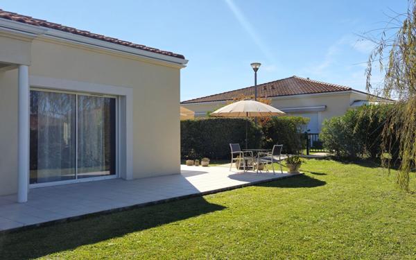 Maison à vendre    3 pièces •  Médis