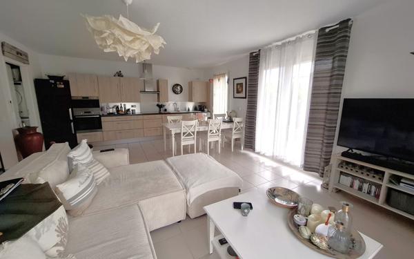 Maison à vendre    3 pièces •  Médis