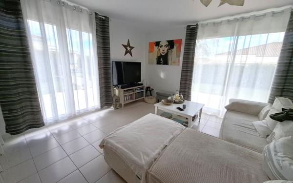 Maison à vendre    3 pièces •  Médis