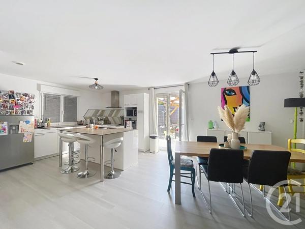 Maison à vendre  6 pièces - 151 m 2   GOLBEY  - 88
