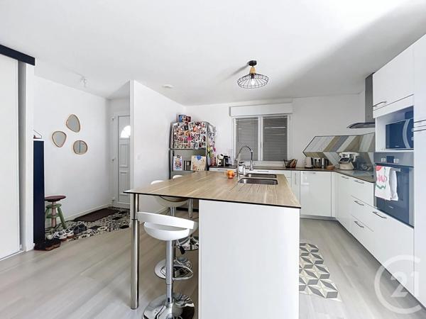 Maison à vendre  6 pièces - 151 m 2   GOLBEY  - 88