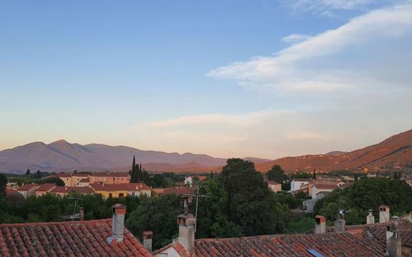 Appartement à vendre    2 pièces • 52,52 m2 Céret